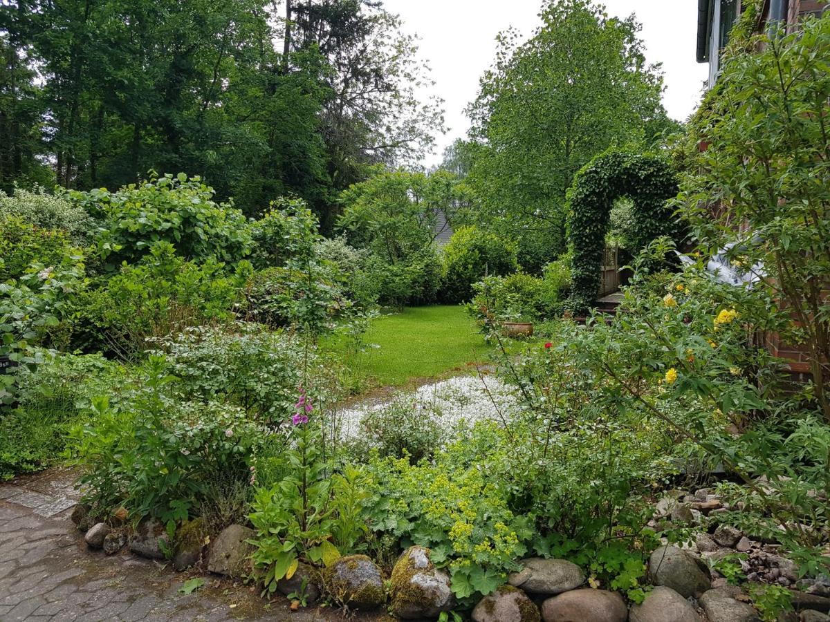 Ferienwohnung Im Naturgarten Schneverdingen Exterior foto